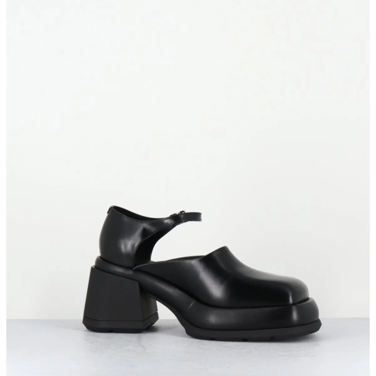 New E8 BY MIISTA Babies à plateforme en cuir - CORAL BLACK COURT NOIR