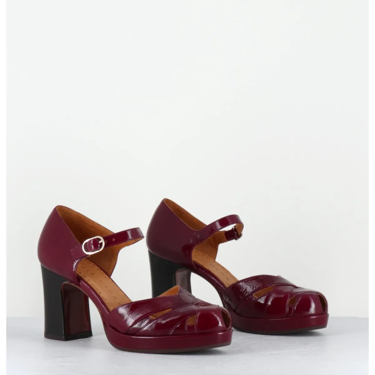 Online CHIE MIHARA Babies à talon en cuir vernis x ajouré - DEMIN SUCRE GRANATE BORDEAU