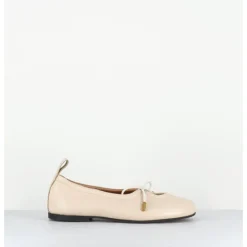 ALOHAS Ballerines à noeud en cuir souple crème - ROSALIND CREAM BALLET