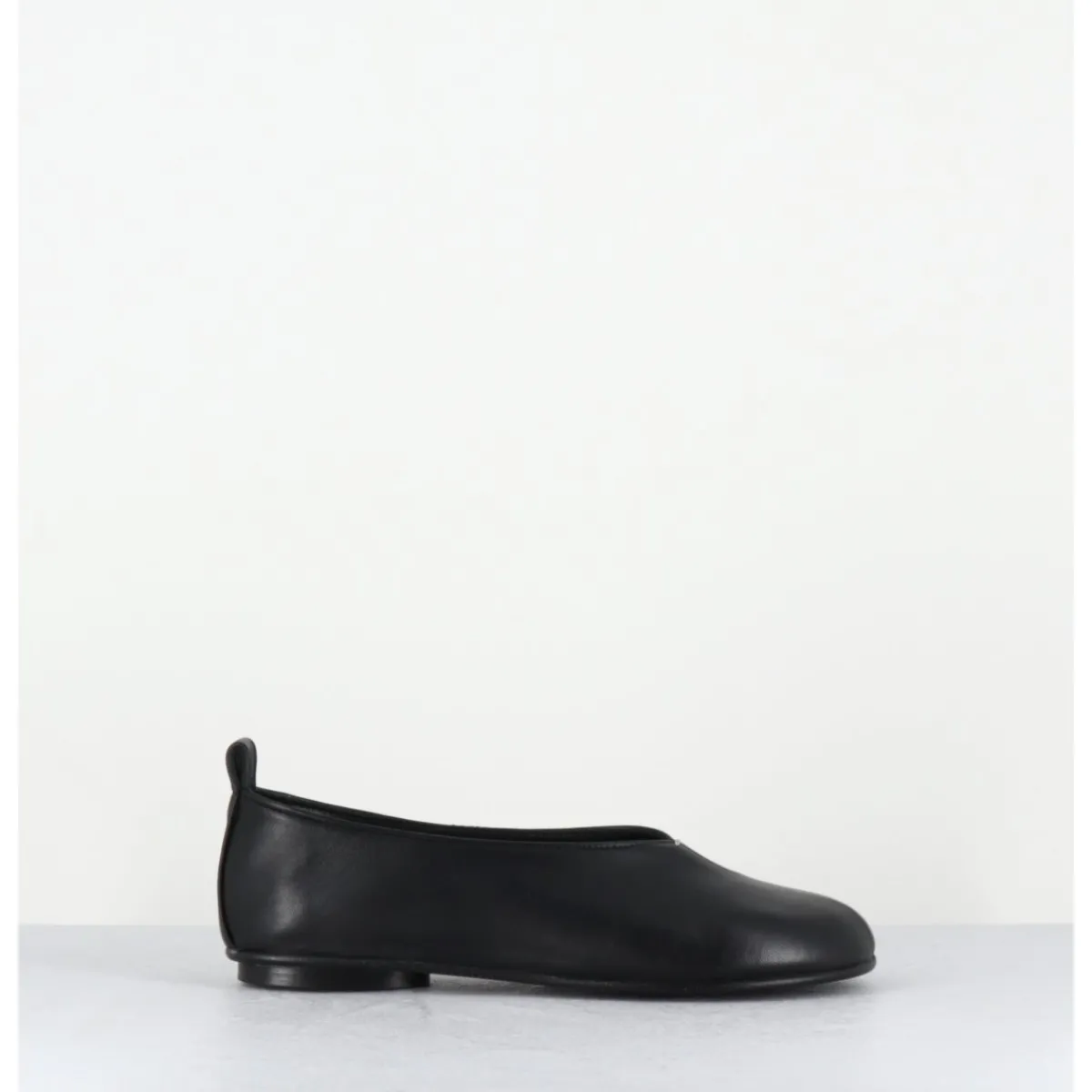 Hot GARRICE LAB Ballerines minimalistes en cuir souple - LESTER1 NAPPA NERO NOIR