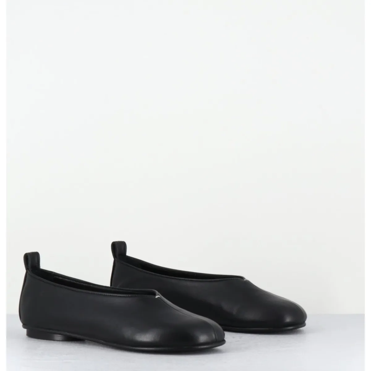 Hot GARRICE LAB Ballerines minimalistes en cuir souple - LESTER1 NAPPA NERO NOIR