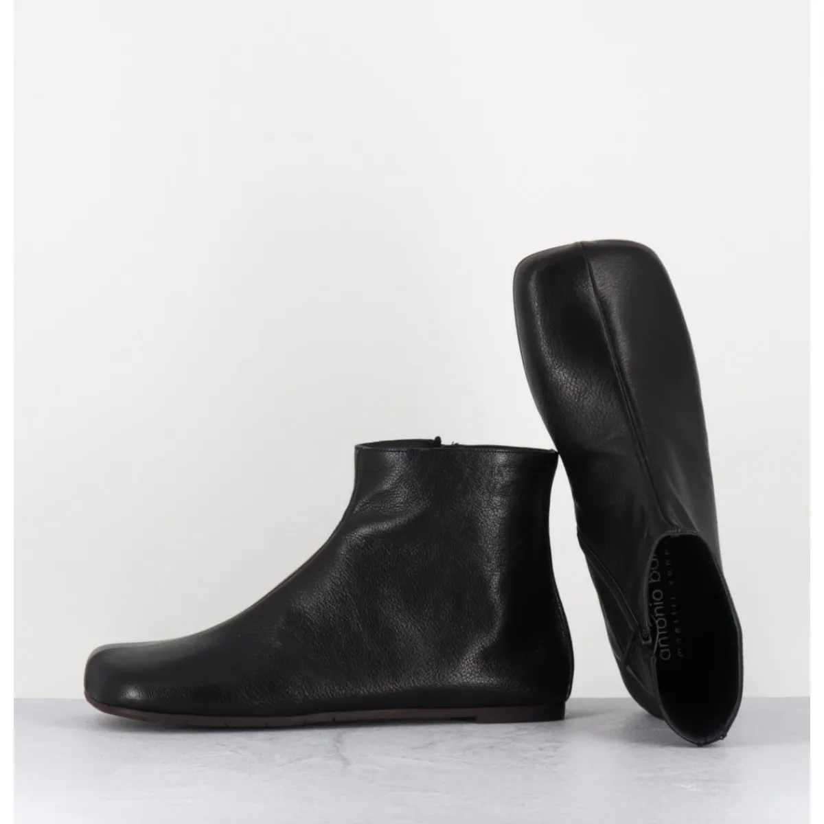 Sale ANTONIO BARBATO Boos plates minimalistes en cuir - AB1655 MADRAS NERO NOIR