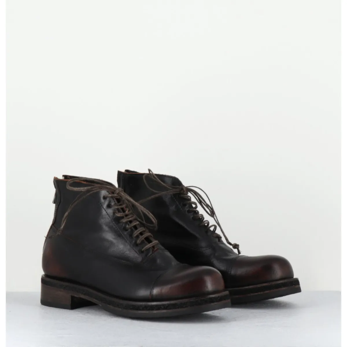 Sale SHOTO Boots à lacets en cuir vieilli - 50848 NEVADA WASHED MARRON