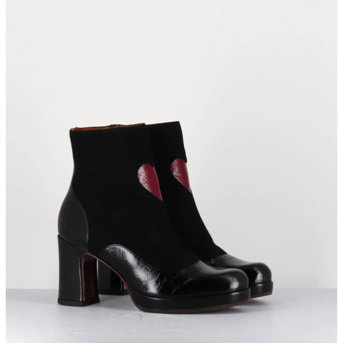CHIE MIHARA Boots à talon en cuir & coeur rouge - DANLOV MASERATI NEGRO NOIR