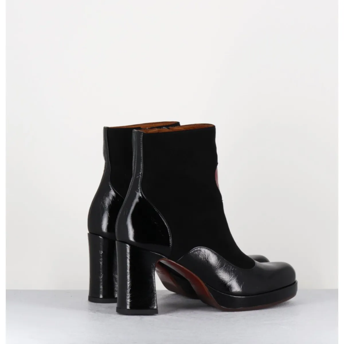 CHIE MIHARA Boots à talon en cuir & coeur rouge - DANLOV MASERATI NEGRO NOIR