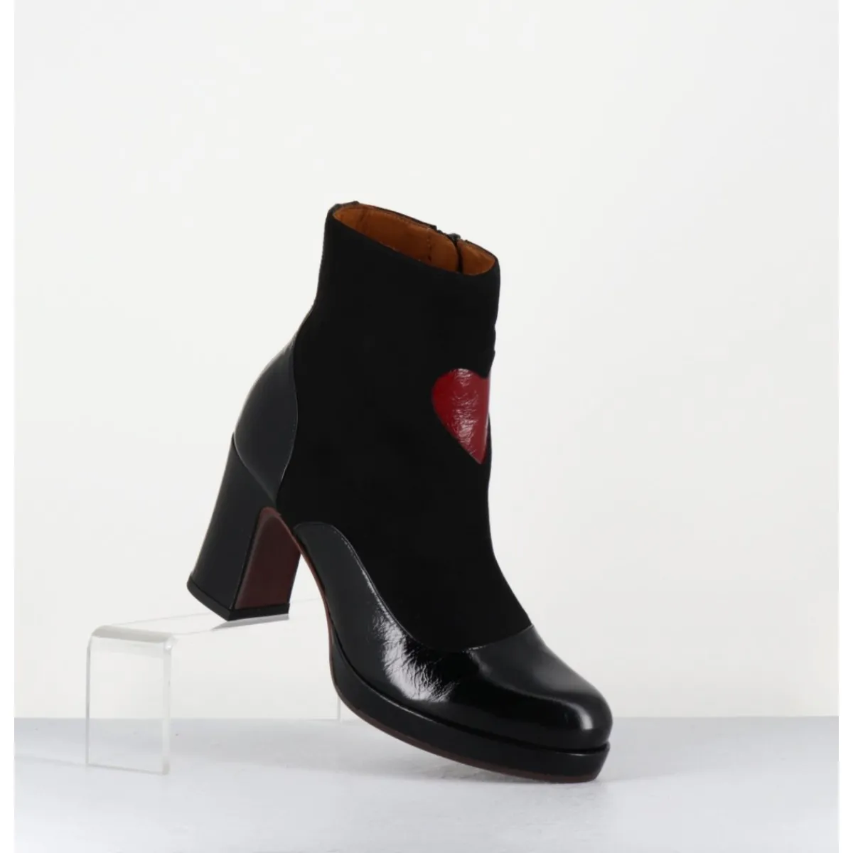 CHIE MIHARA Boots à talon en cuir & coeur rouge - DANLOV MASERATI NEGRO NOIR