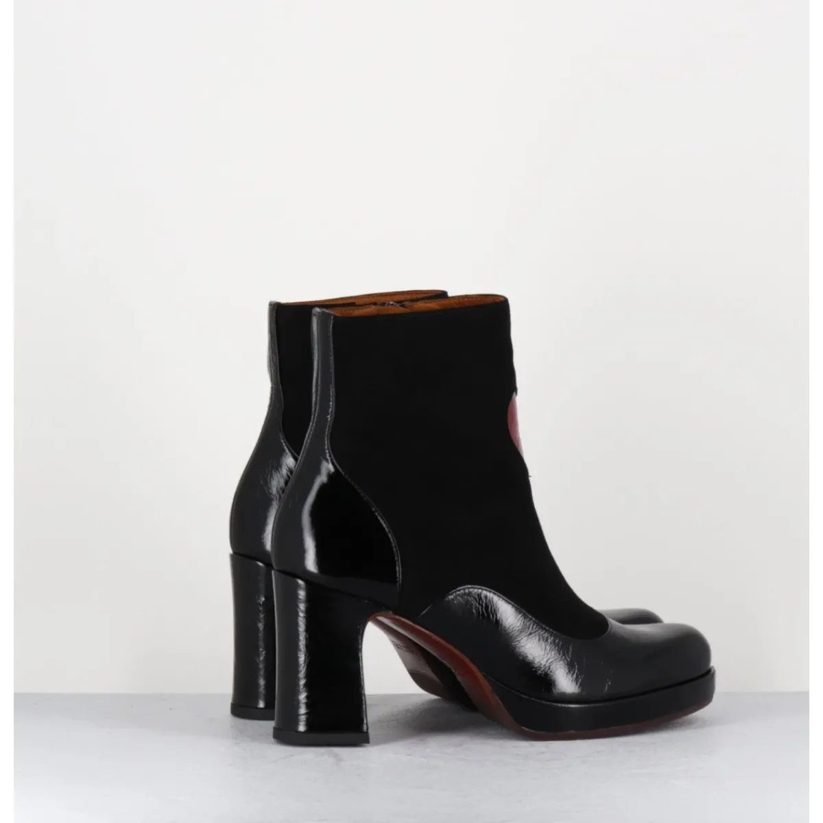 CHIE MIHARA Boots à talon en cuir & coeur rouge - DANLOV MASERATI NEGRO NOIR