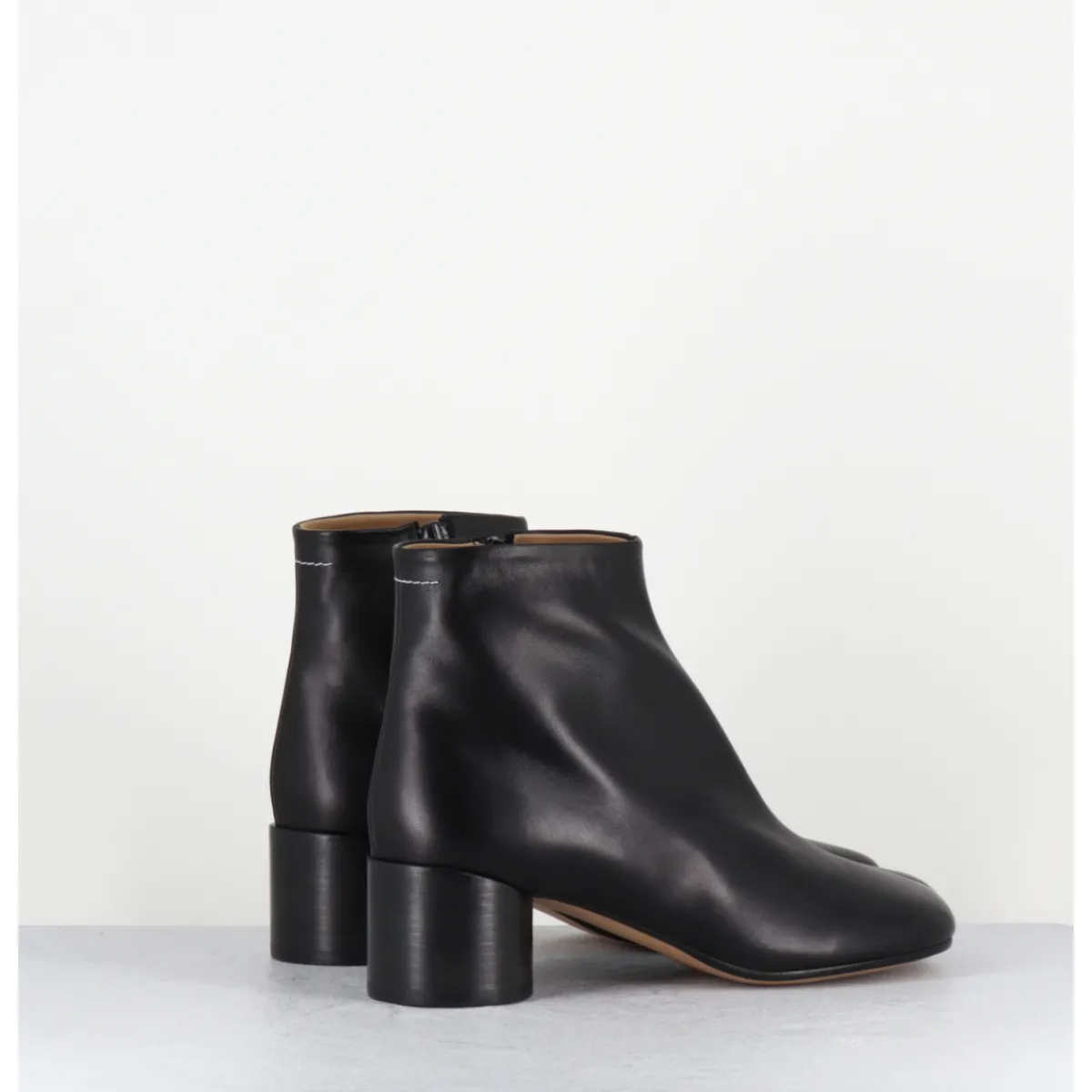 Hot MM6 MAISON MARGIELA Boots anatomiques en cuir petit talon - S59WU0234 T8013 NOIR