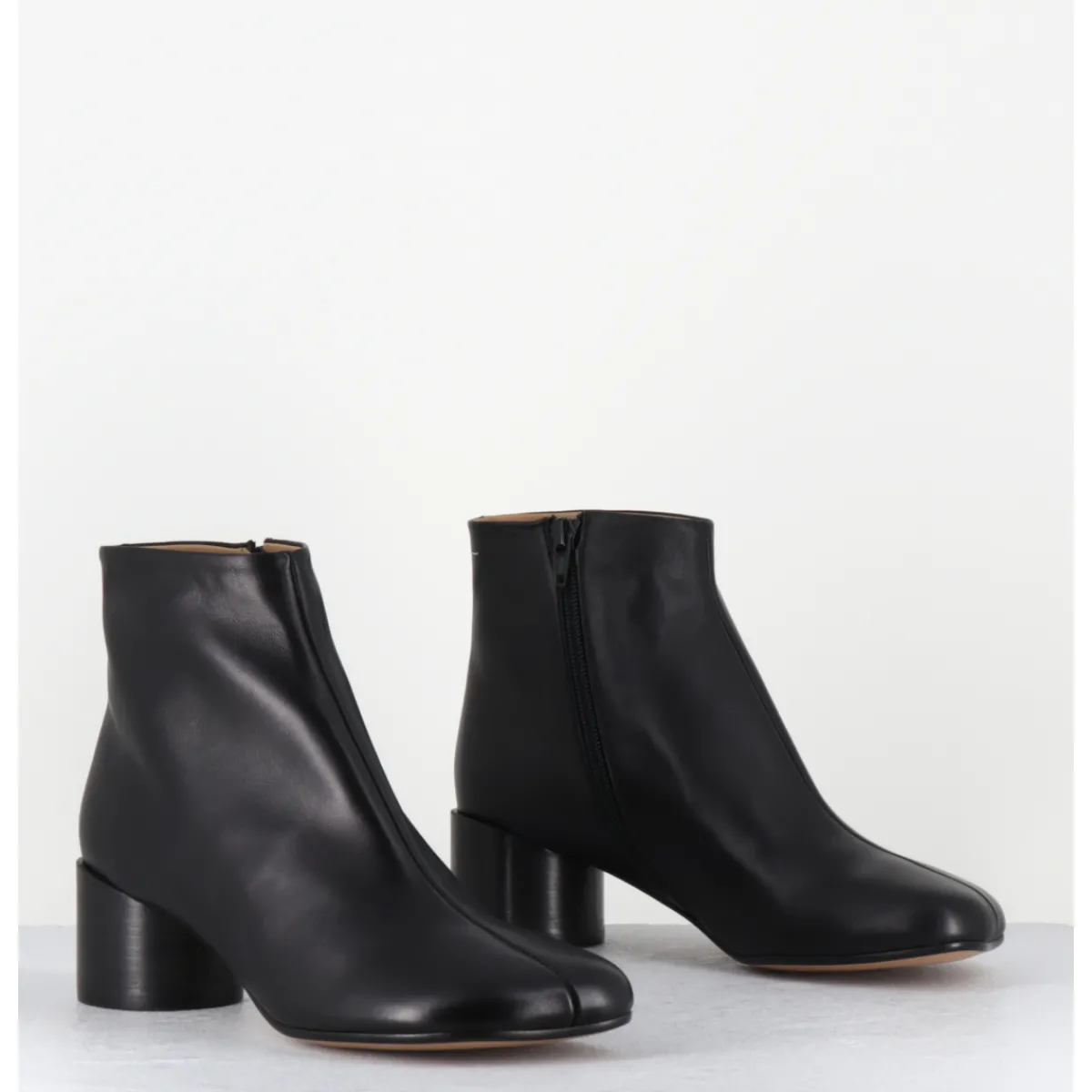 Hot MM6 MAISON MARGIELA Boots anatomiques en cuir petit talon - S59WU0234 T8013 NOIR