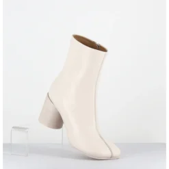 MM6 MAISON MARGIELA Boots anatomiques surpiqûre frontale en cuir cassé - S59WU0249 T2018 BLANC