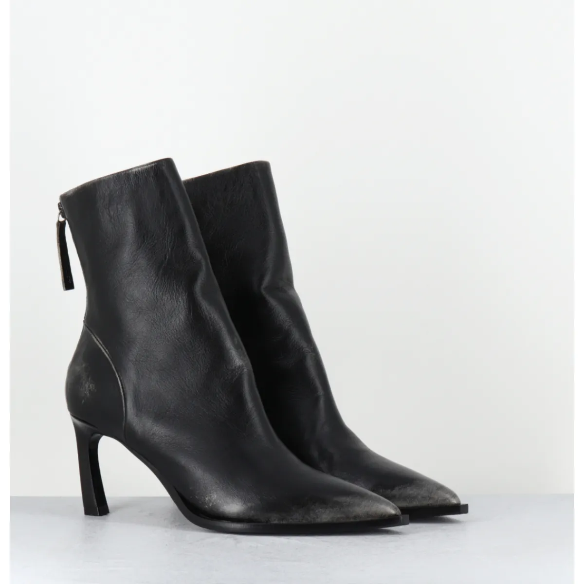 Clearance HALMANERA Boots bout pointu à talon en cuir anthracite brossé - ULA26 NIGER SHADE NOIR