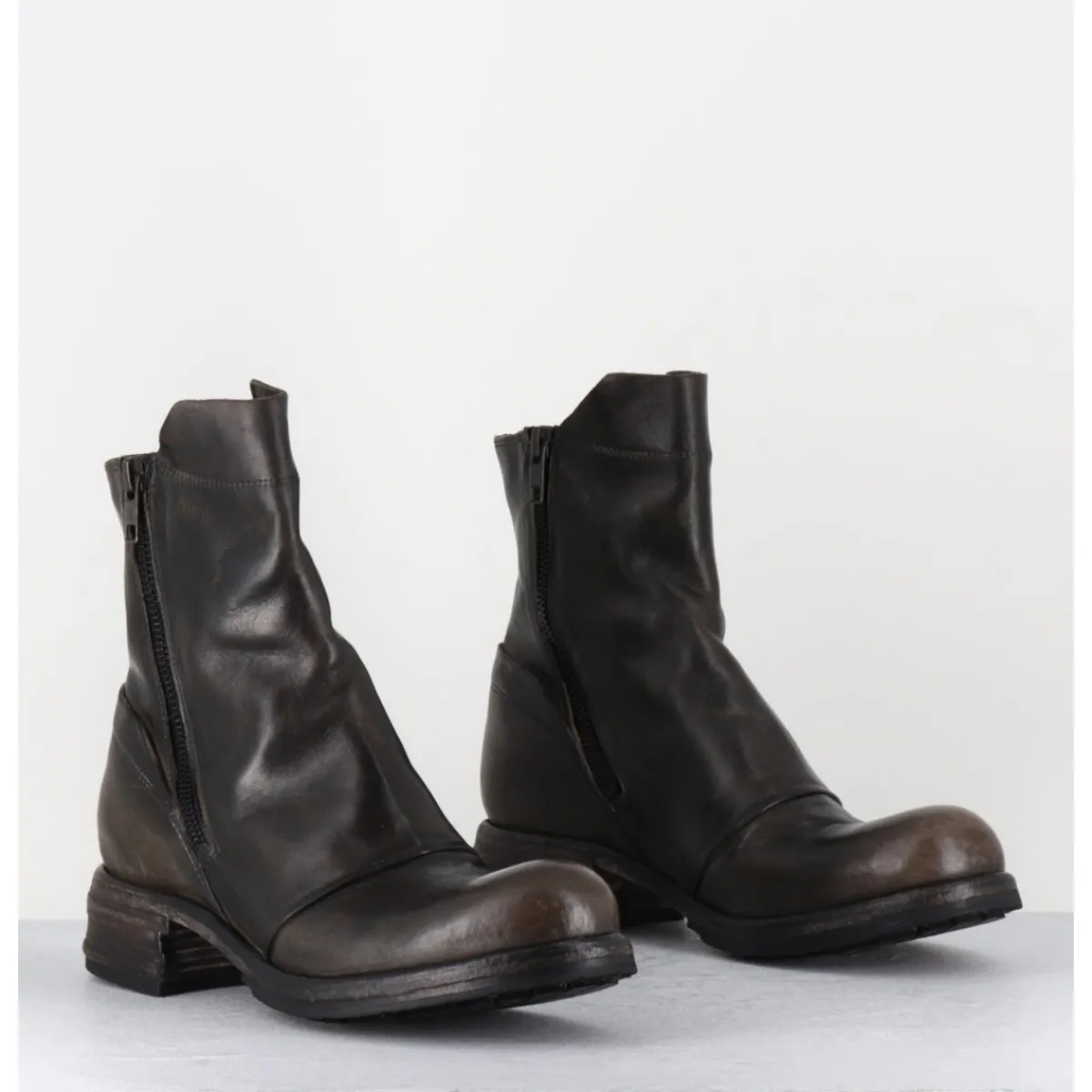 Sale SHOTO Boots doublie-zip en cuir usé - 50993 HORSE NAPPA MARRON