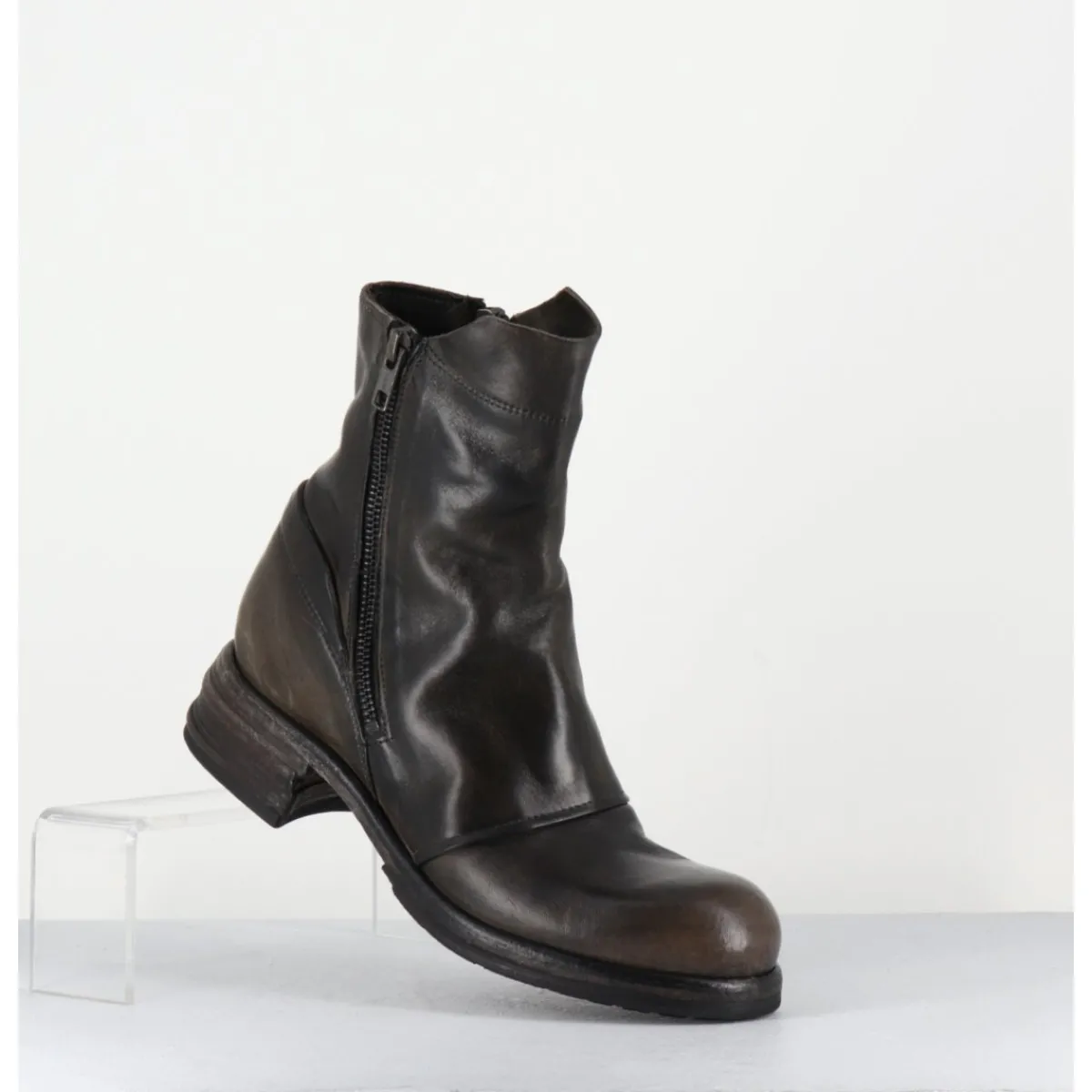 Sale SHOTO Boots doublie-zip en cuir usé - 50993 HORSE NAPPA MARRON