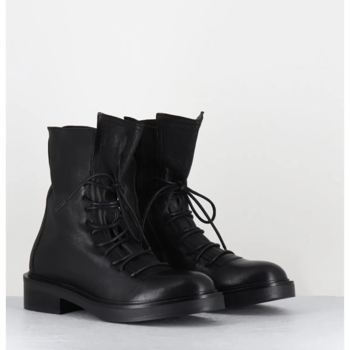 Best GARRICE LAB Boots en cuir à lacets - EMANE LAVATO NERO NOIR