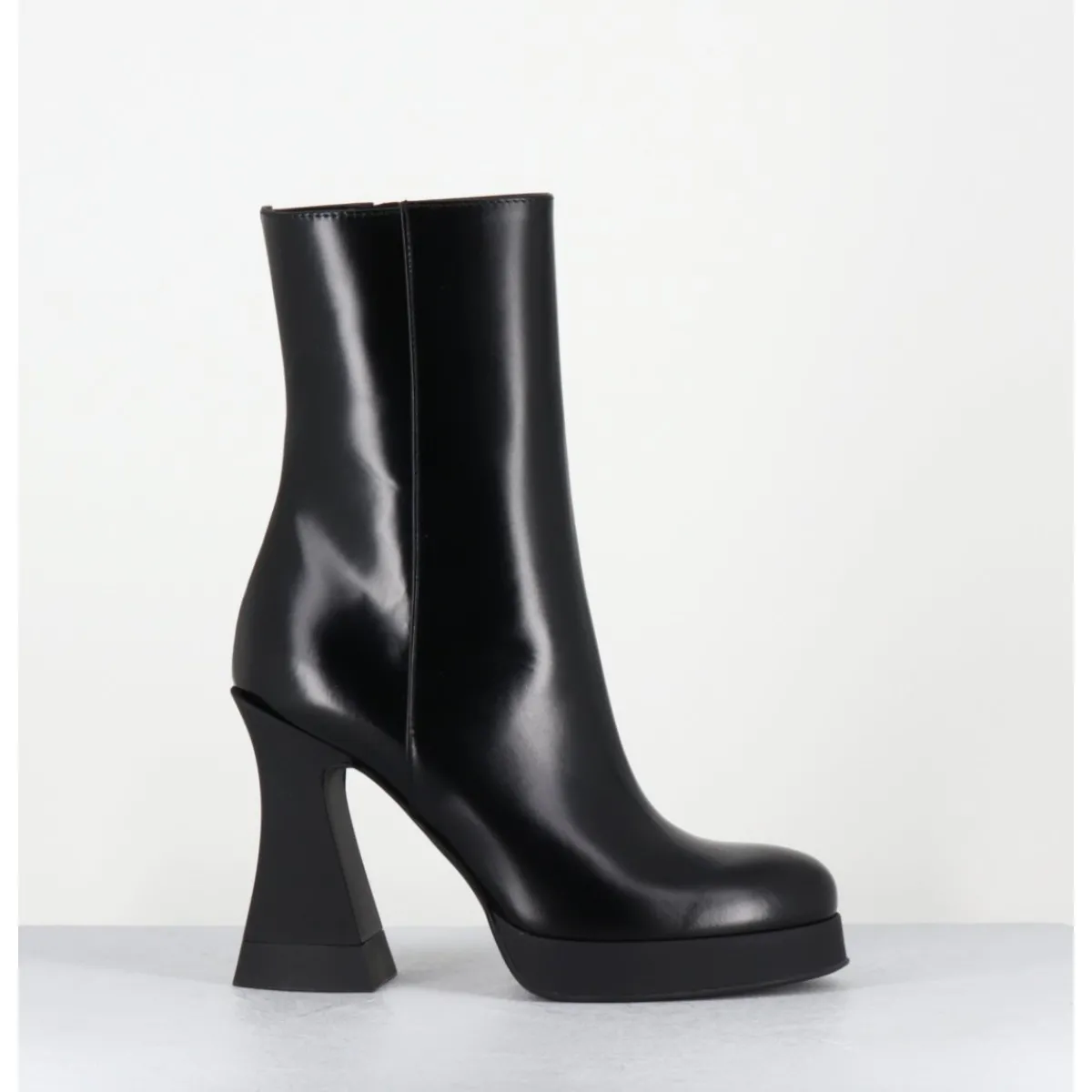 Online AGL Boots en cuir à talon haut en gomme - JANIS BOOTIE NERO NOIR