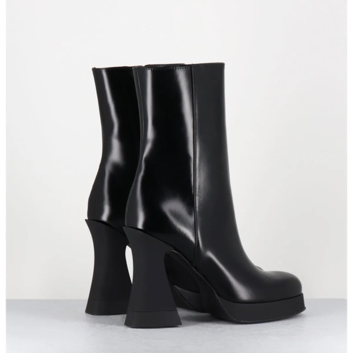 Online AGL Boots en cuir à talon haut en gomme - JANIS BOOTIE NERO NOIR