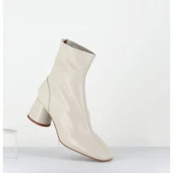 Discount HALMANERA Boots en cuir souple cassé - CALA26 KID ROCCIA BLANC