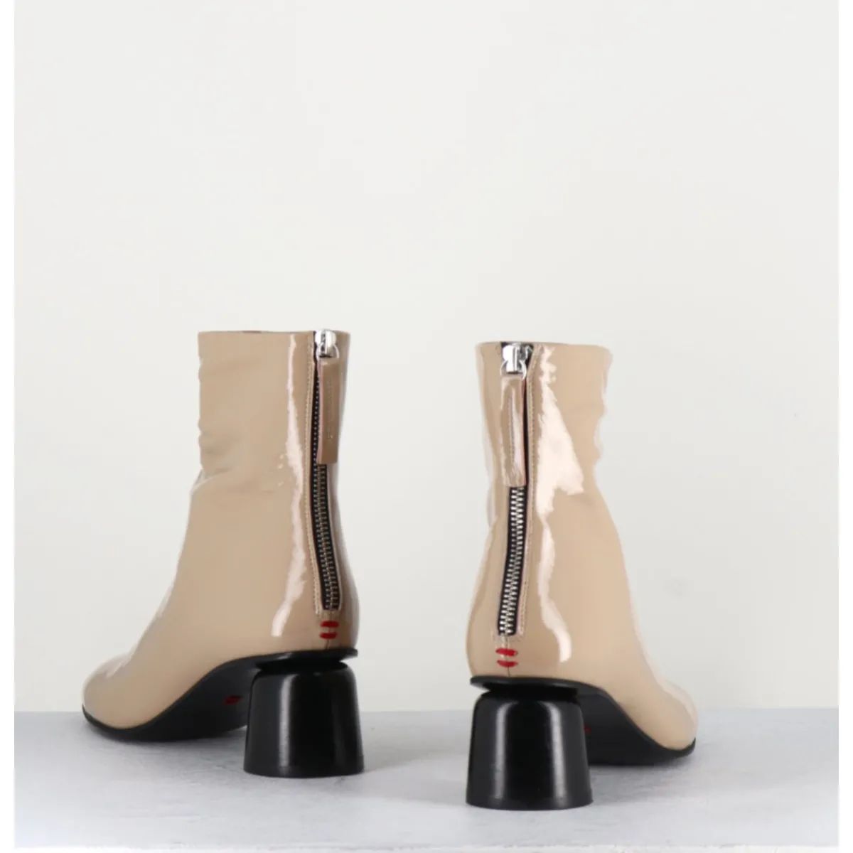 Outlet HALMANERA Boots en cuir vernis petit talon 60s - ANYA13 INCENSO BEIGE