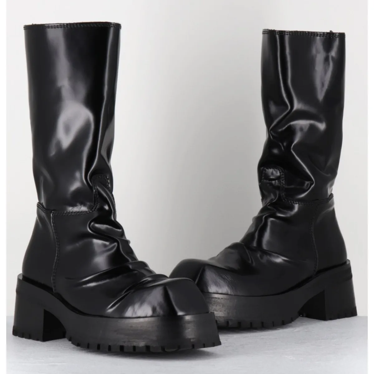 New SDM Boots ligne brutaliste en cuir glacé - DIMA SHINY NERO NOIR