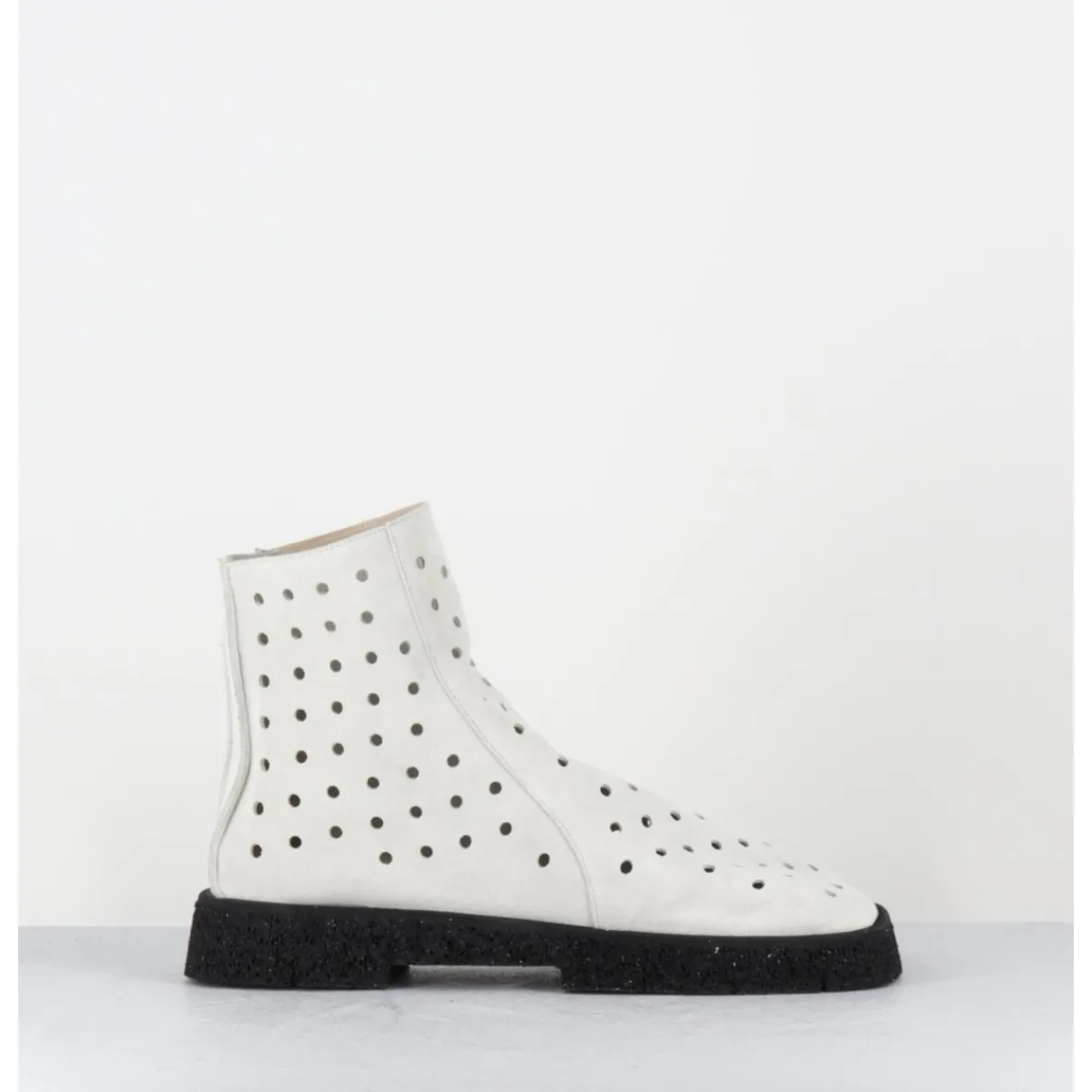 Discount ANTONIO BARBATO Boots minimalistes légères en daim blanc ajouré - 1104 NABUK AVORIO