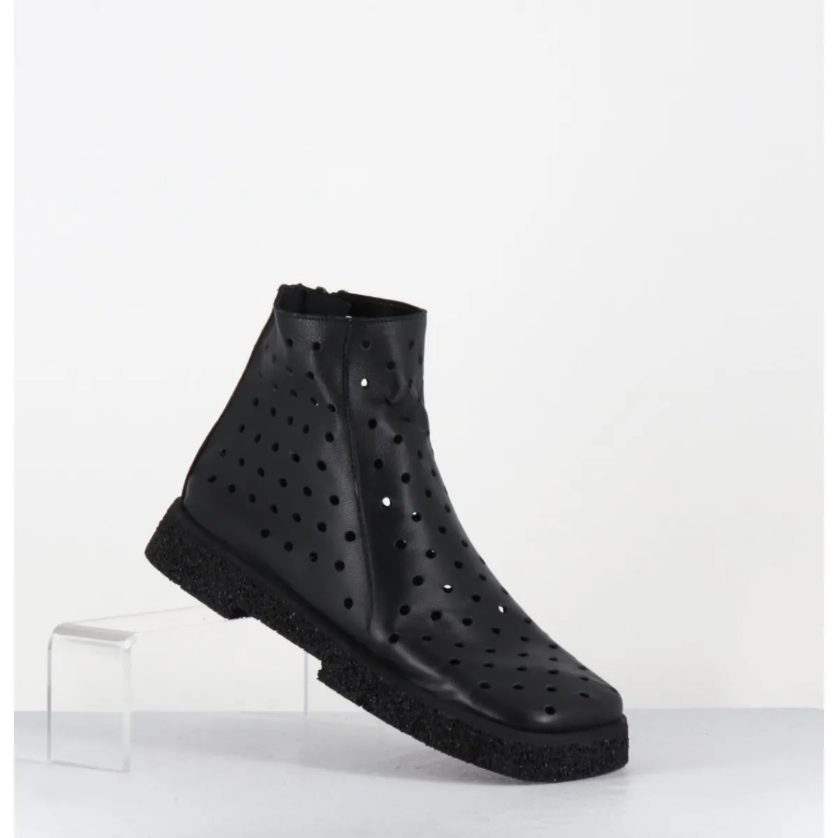 Best ANTONIO BARBATO Boots minimalistes légères en cuir ajouré - 1104 NAPPA NERO NOIR