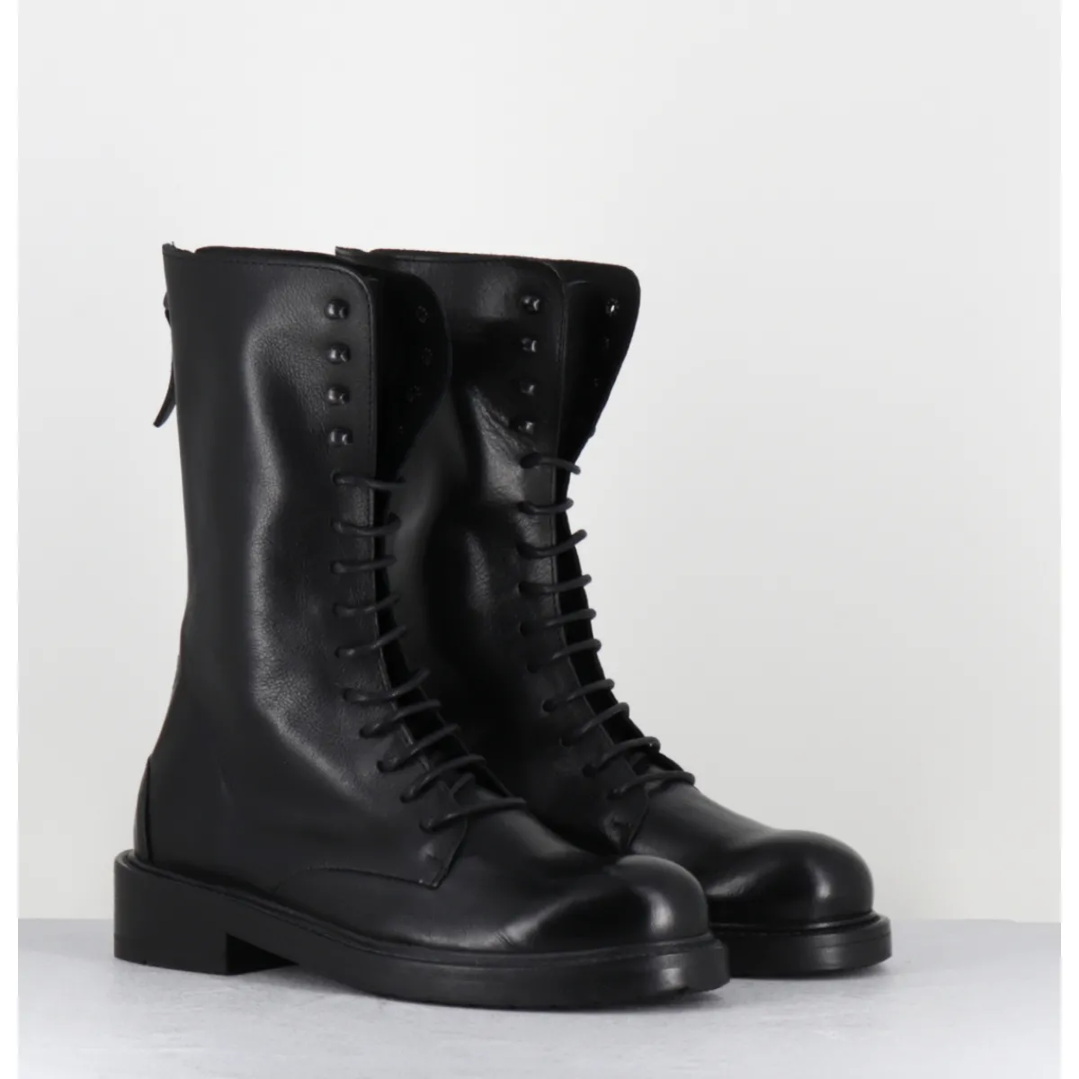 Sale GARRICE LAB Boots rangers à lacet en cuir bout rond - HANOU DAVIS NERO NOIR
