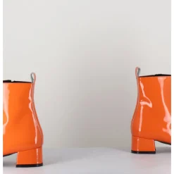 Outlet GARRICE LAB Boots 60s en cuir vernis - JANE VERNICE ORANGE