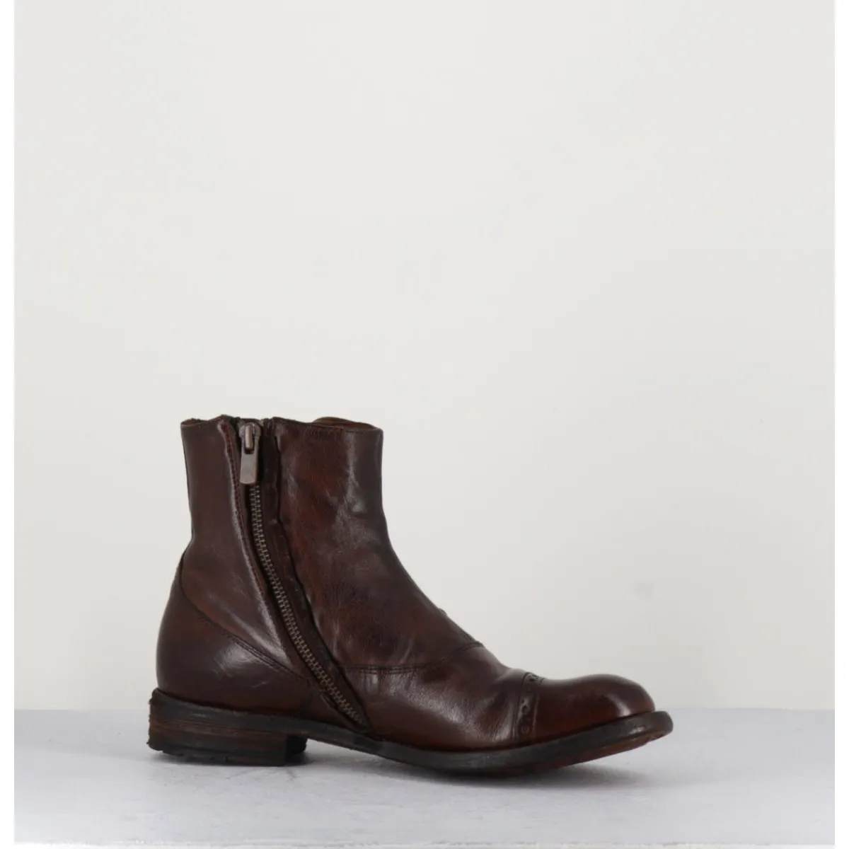 Outlet OFFICINE CREATIVE Bottines en cuir marron à boutons - LEXIKON095 TABACCO COGNAC