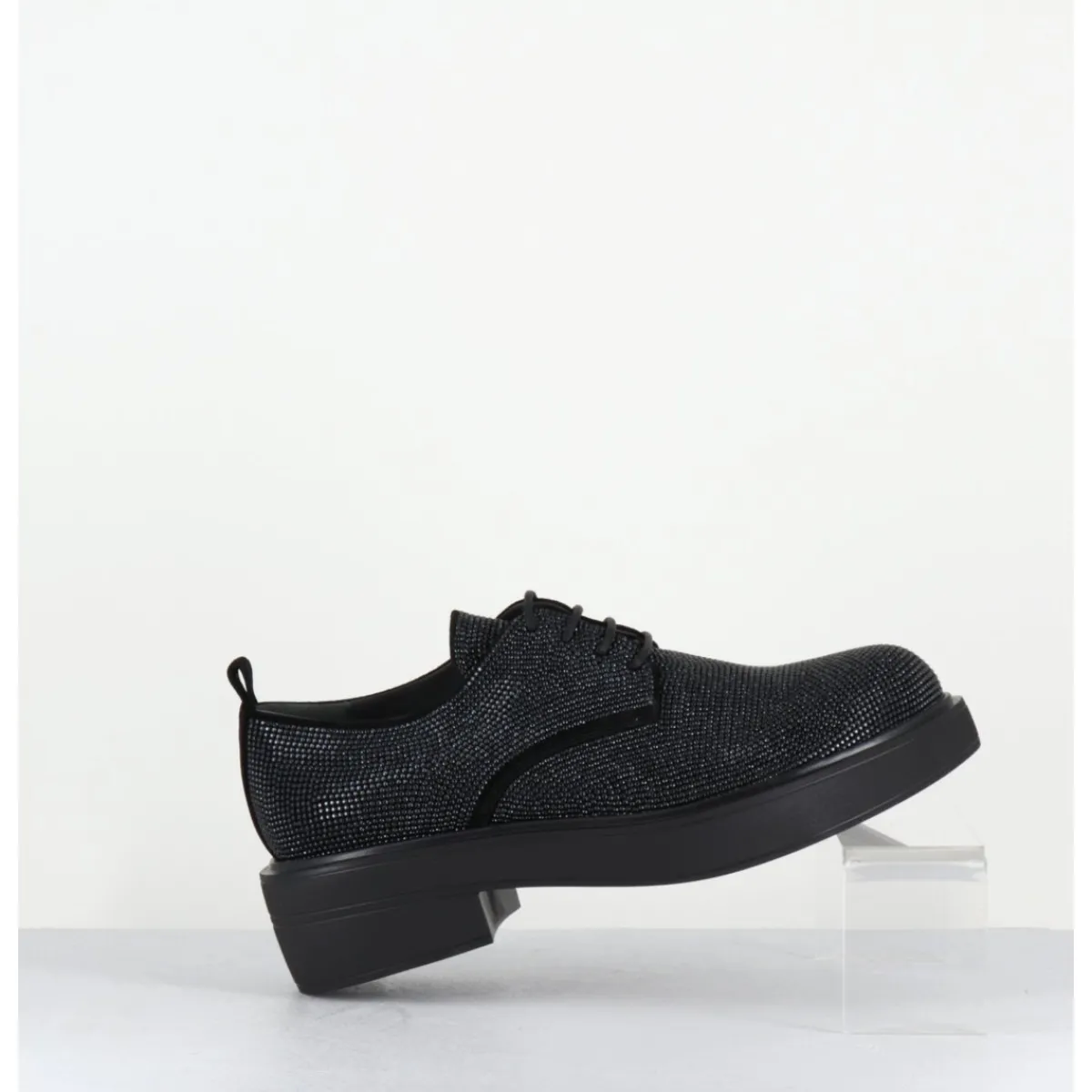 Outlet GARRICE LAB Derbies à lacets en cuir & clous argent - VETTA VELOUR NERO NOIR
