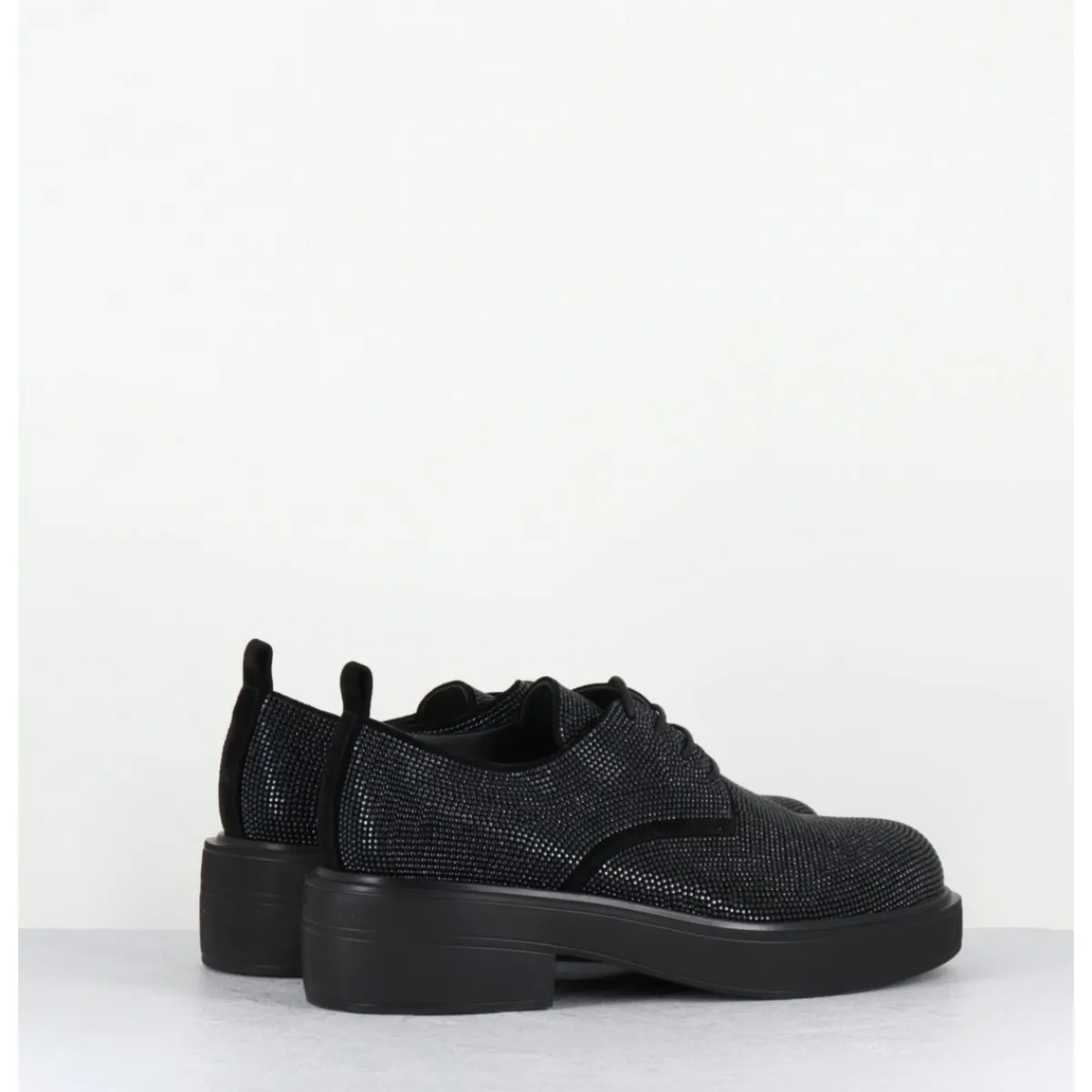 Outlet GARRICE LAB Derbies à lacets en cuir & clous argent - VETTA VELOUR NERO NOIR