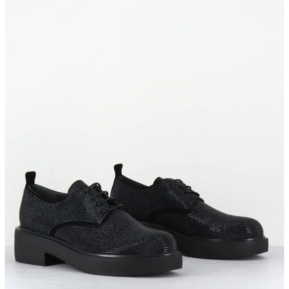 Outlet GARRICE LAB Derbies à lacets en cuir & clous argent - VETTA VELOUR NERO NOIR
