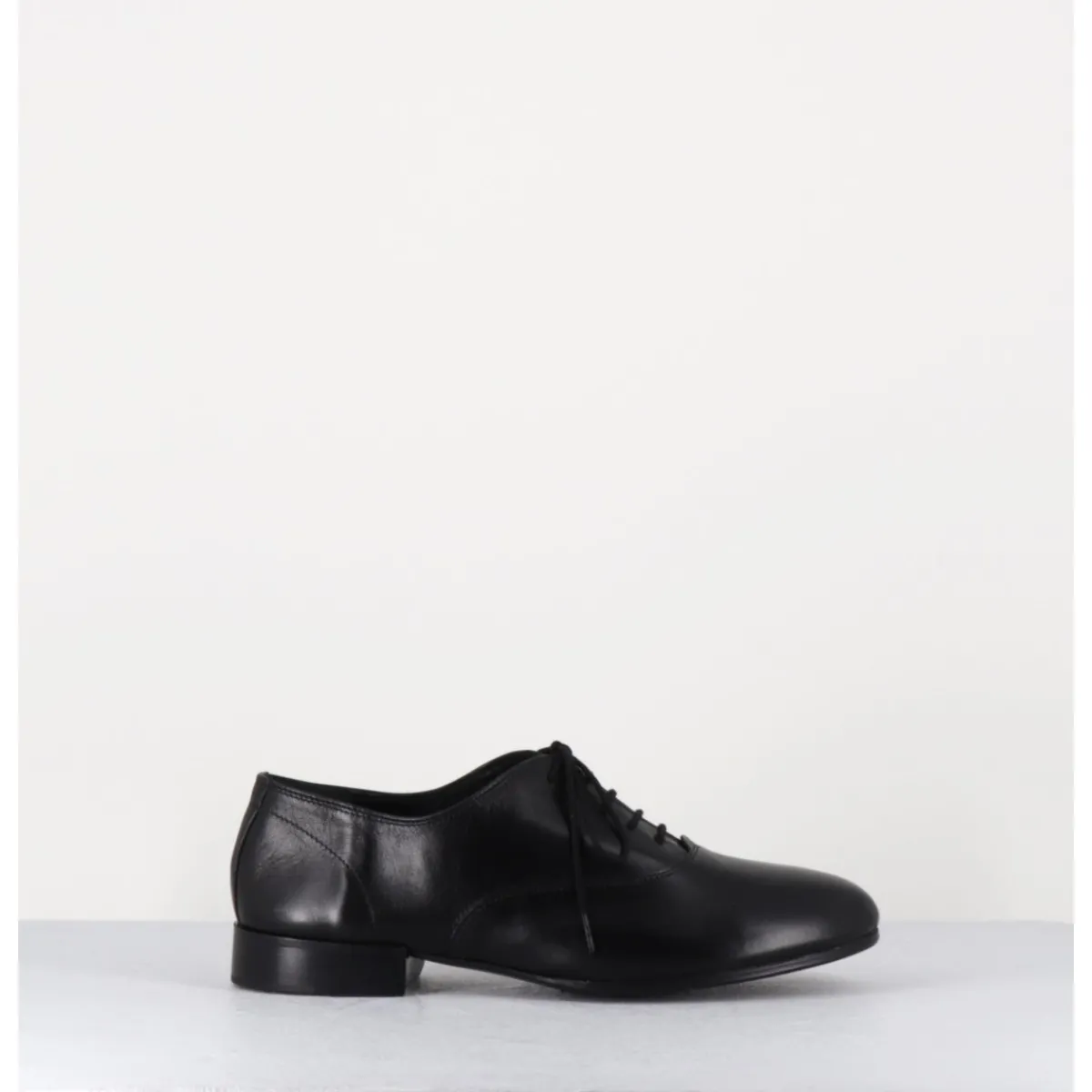 Clearance TO&CO Derbies minimalistes en cuir souple - STJA COW BLACK NOIR