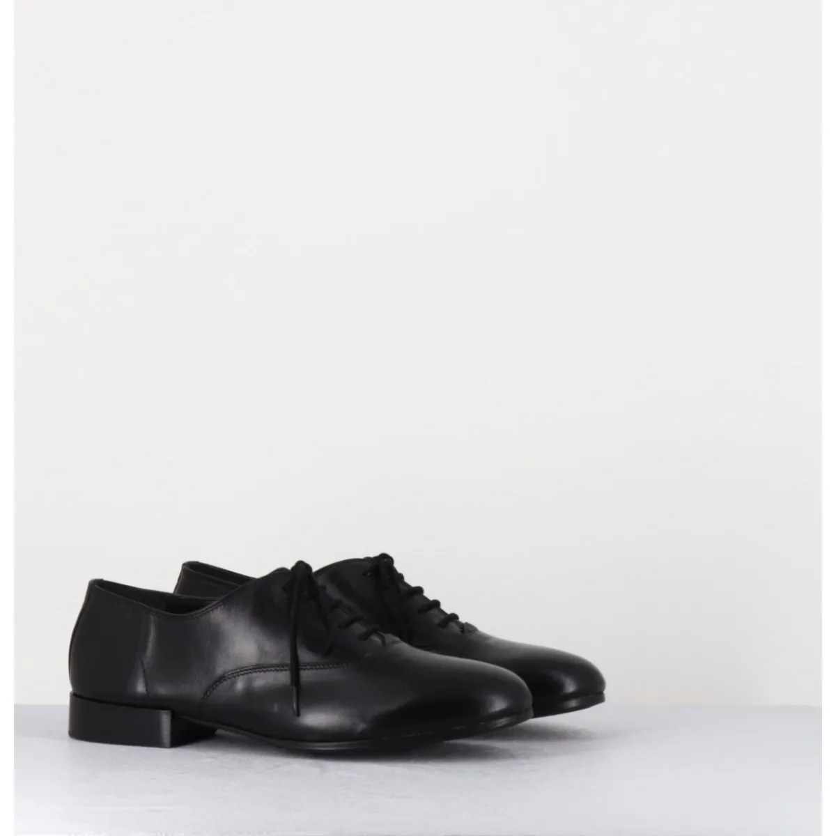 Clearance TO&CO Derbies minimalistes en cuir souple - STJA COW BLACK NOIR