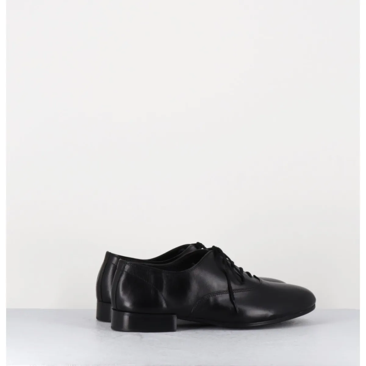 Clearance TO&CO Derbies minimalistes en cuir souple - STJA COW BLACK NOIR