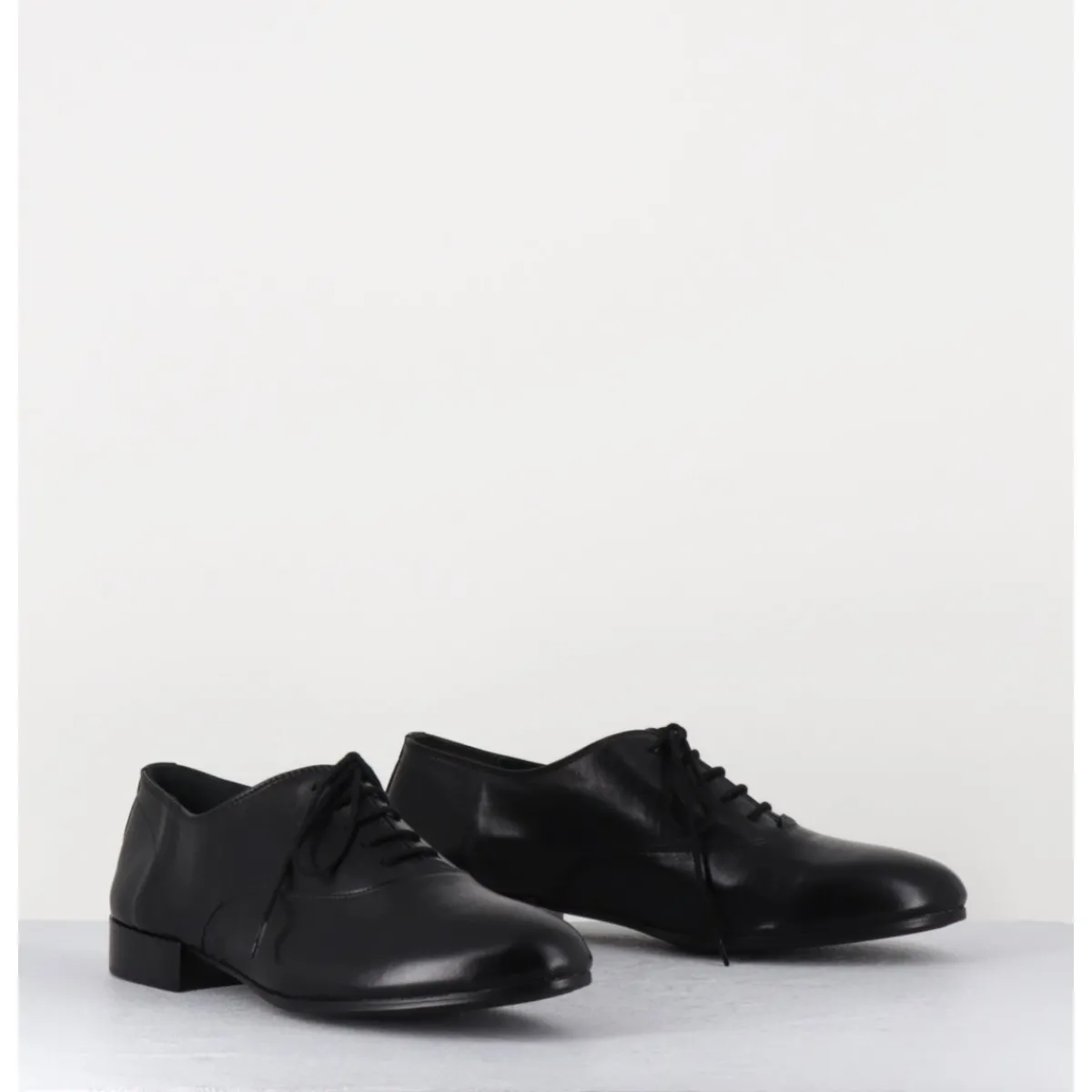 Clearance TO&CO Derbies minimalistes en cuir souple - STJA COW BLACK NOIR
