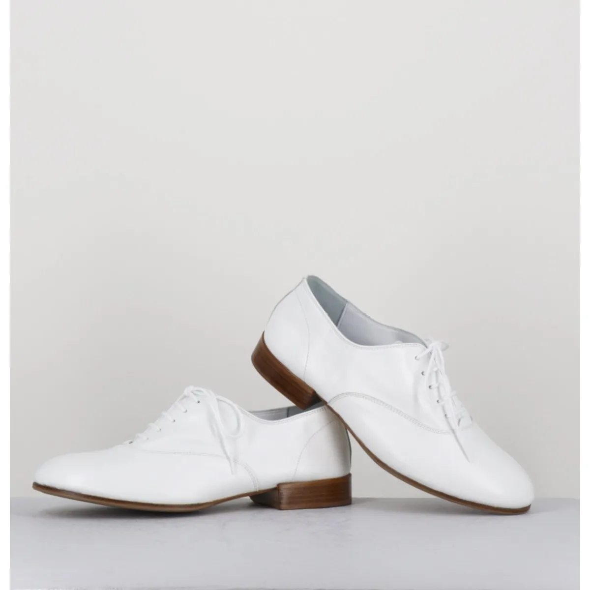 Best TO&CO Derbies minimalistes en cuir souple - STJA COW WHITE BLANC