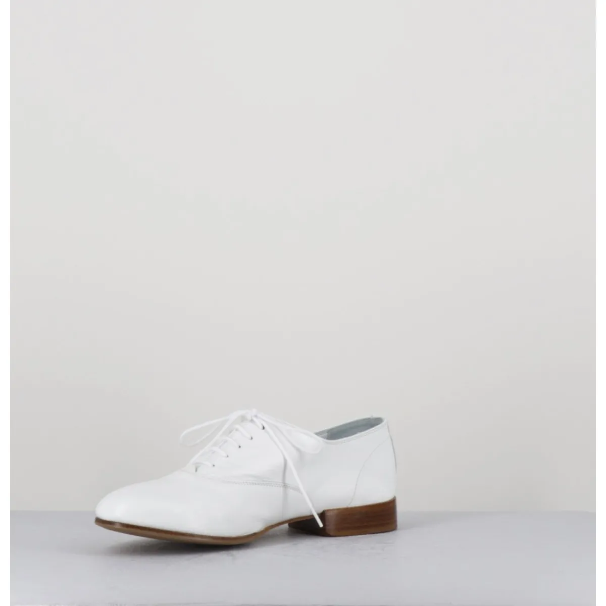 Best TO&CO Derbies minimalistes en cuir souple - STJA COW WHITE BLANC