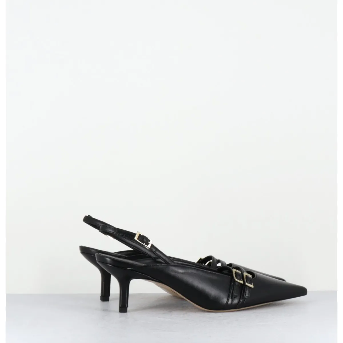 Outlet GARRICE LAB Escarpins bout pointu buckle slingback en cuir - DIRNA NAPPA NERO NOIR