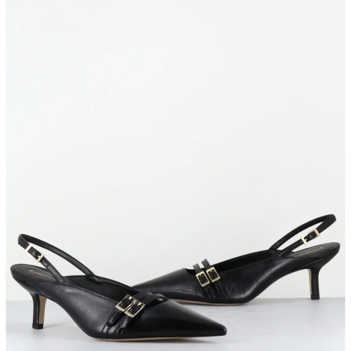 Outlet GARRICE LAB Escarpins bout pointu buckle slingback en cuir - DIRNA NAPPA NERO NOIR