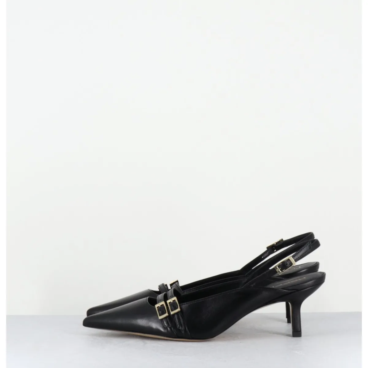 Outlet GARRICE LAB Escarpins bout pointu buckle slingback en cuir - DIRNA NAPPA NERO NOIR