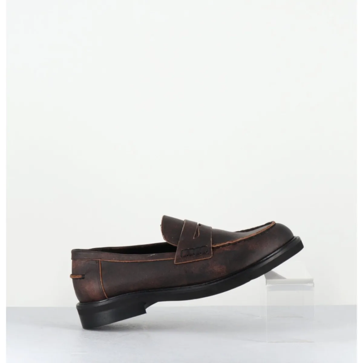 Online GARRICE LAB Mocassins plats à bout rond en cuir cuir effet vintage - CHINO SOUL MERINGA MARRON