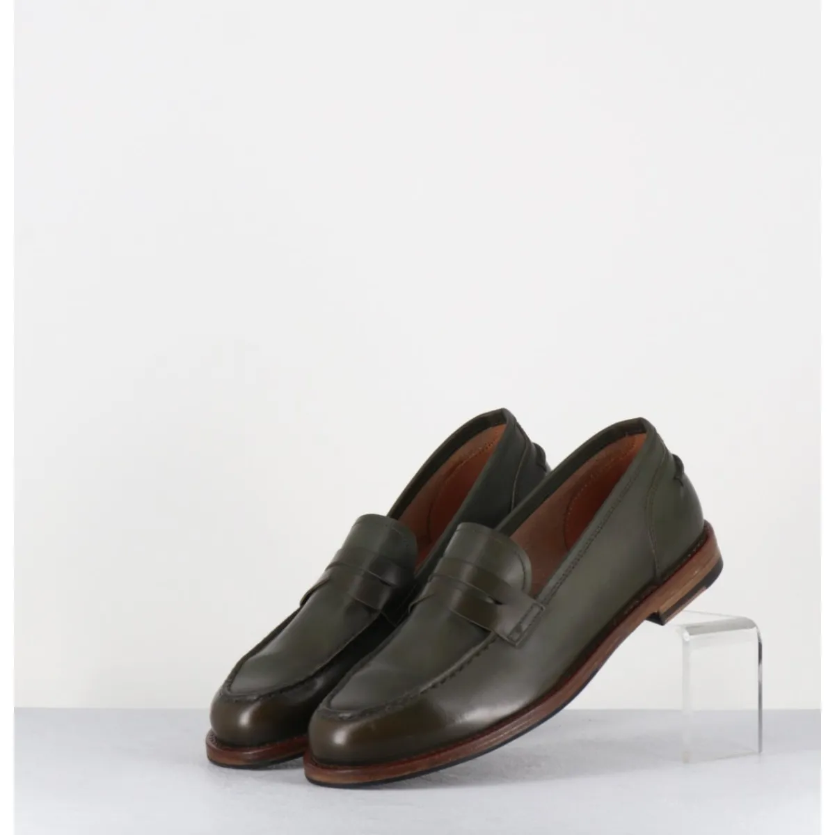 Discount ALBERTO FASCIANI Mocassins plats en cuir glacé - ZOE56040 FORESTA VERT