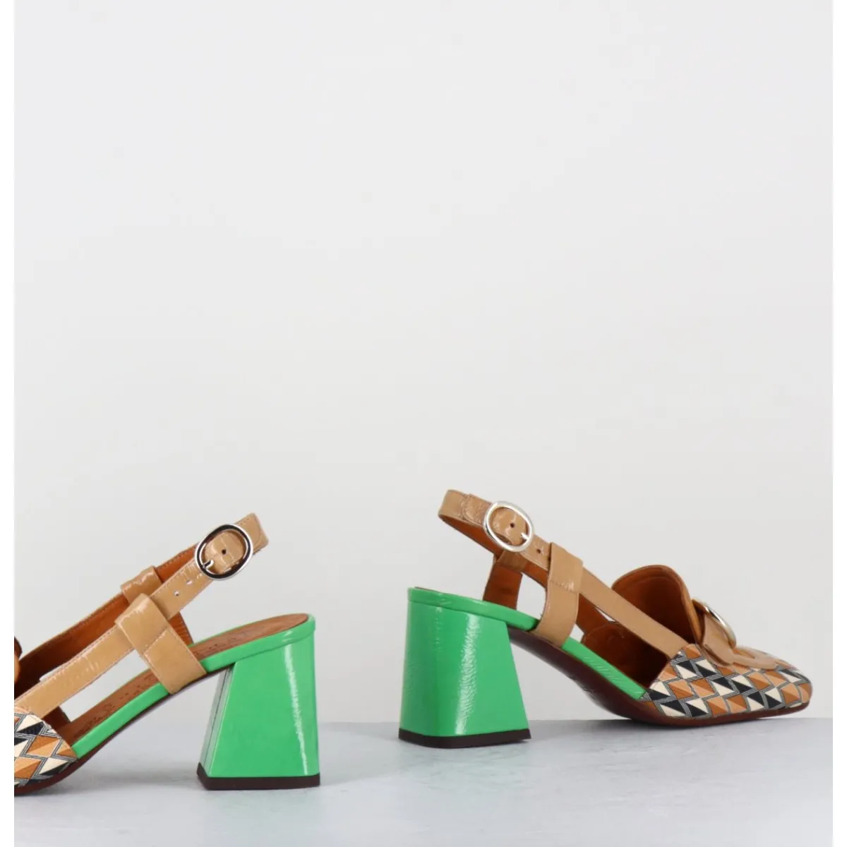 Hot CHIE MIHARA Mocassins slingback motif rétro camel & vert - SUYLI BLUES CUERO