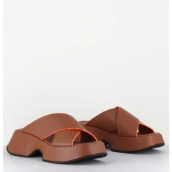 Online VIC MATIE Mules à plateforme en cuir grainé & bordures orangées - 1E1516D QUINTINO TOBACCO CAMEL