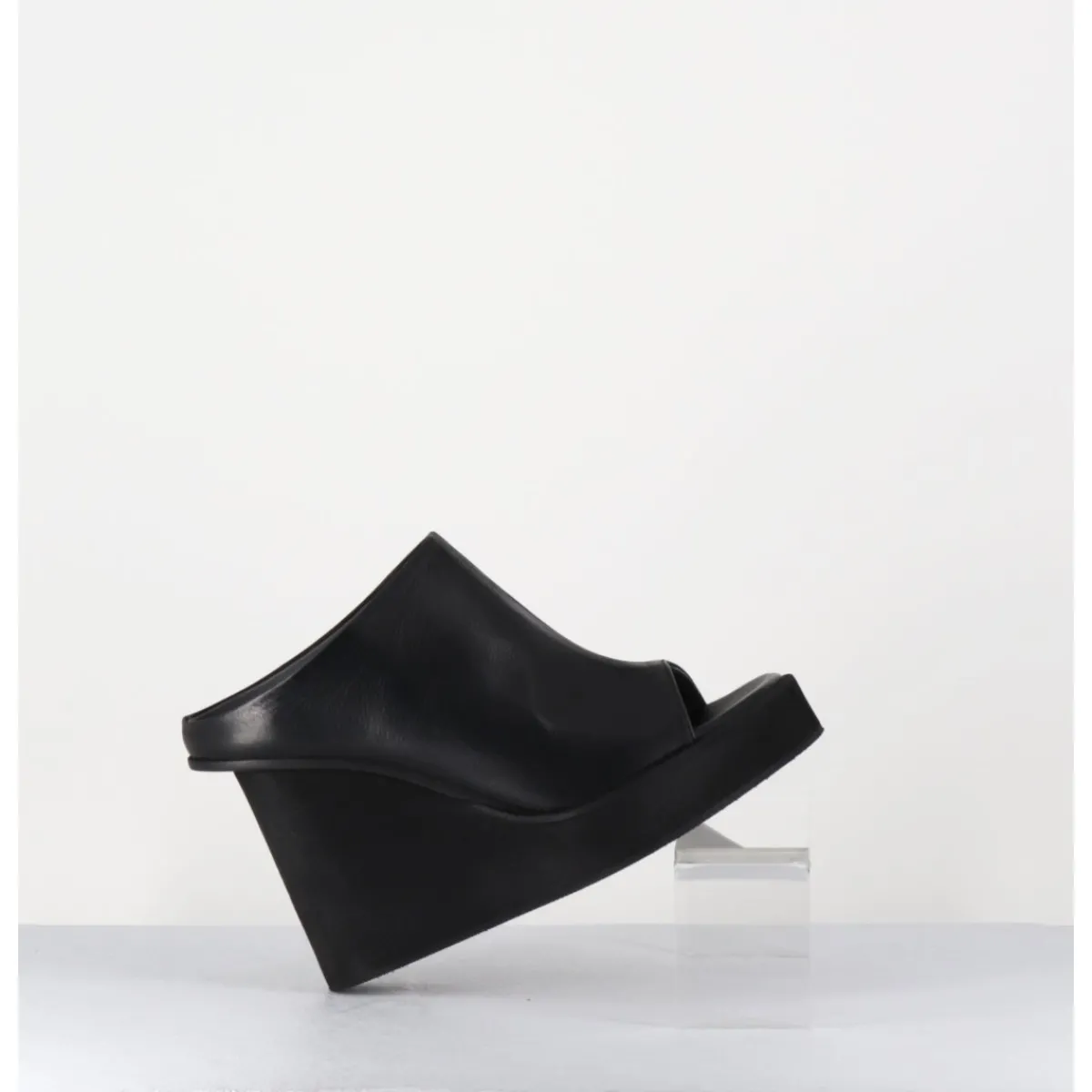 Sale SORT AARHUS Mules compensées déstructuré en cuir - 3781 GAS NERO NOIR