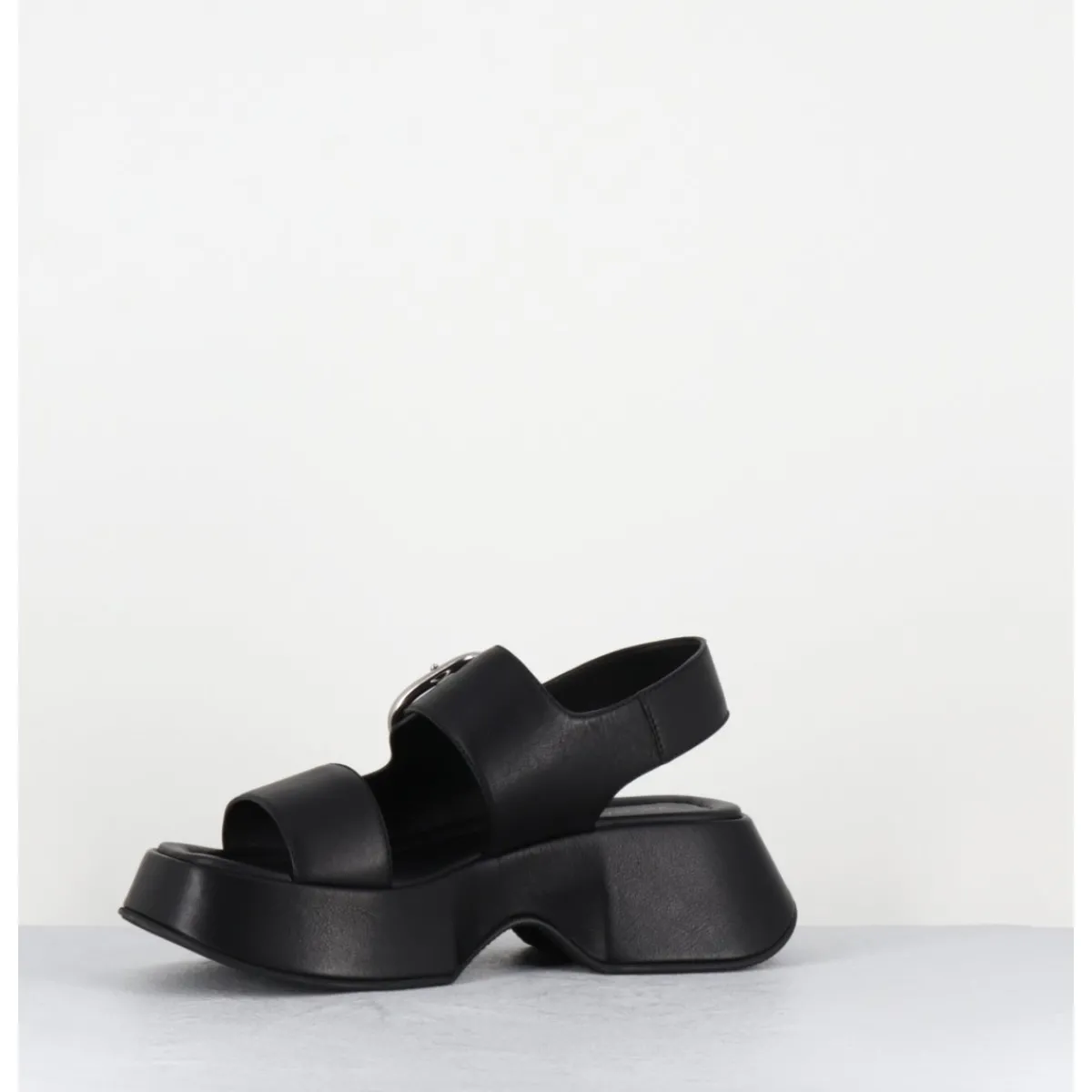 Outlet VIC MATIE Sandales à plateforme en cuir & boucle argent - 1E1500D TRAVEL BLACK NOIR