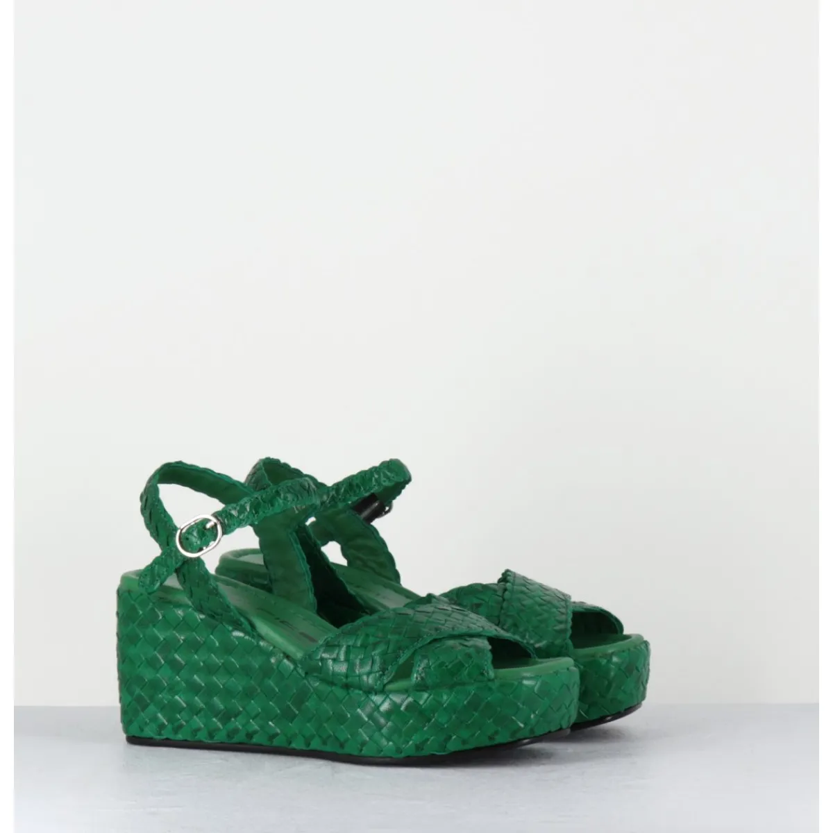 Discount GARRICE LAB Sandales compensées en cuir tressé - VERA24 MELA VERT