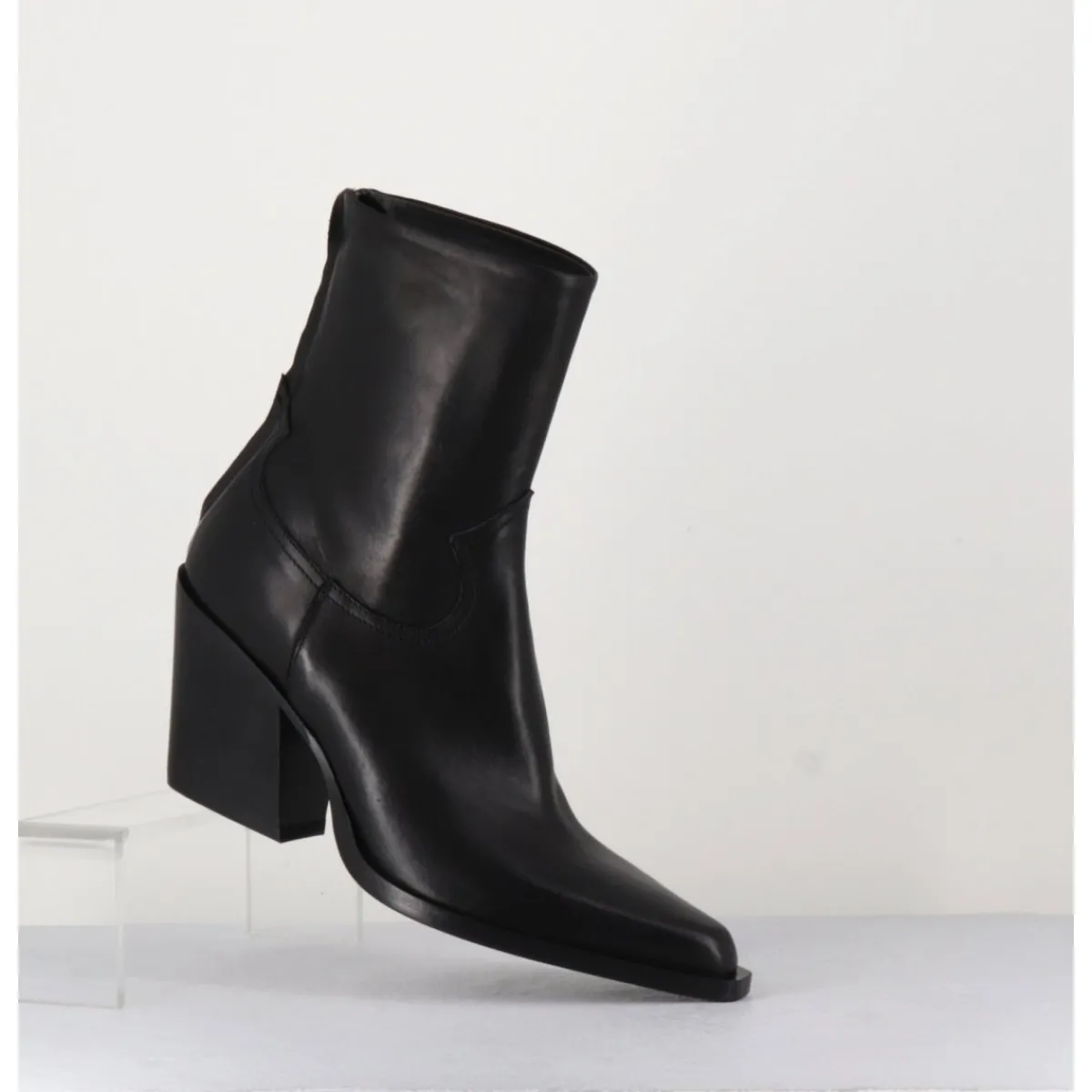 Outlet GARRICE LAB Santiags talon haut en cuir souple - DESI24 FULAR NERO NOIR