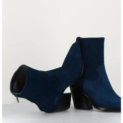 Sale GARRICE LAB Santiags talon haut en daim - DESI CHELIN BLU BLEU