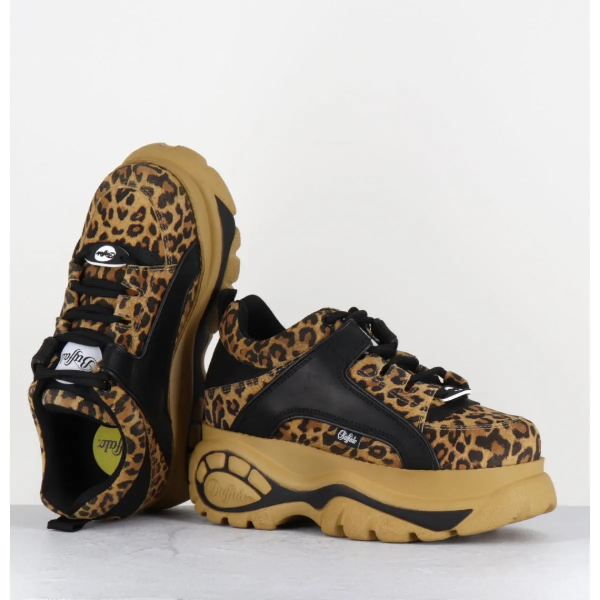 New BUFFALO LONDON Sneakers cuir imprimé léopard à plateforme Buffalo Original - 1339 LEO BEIGE LEOPARD
